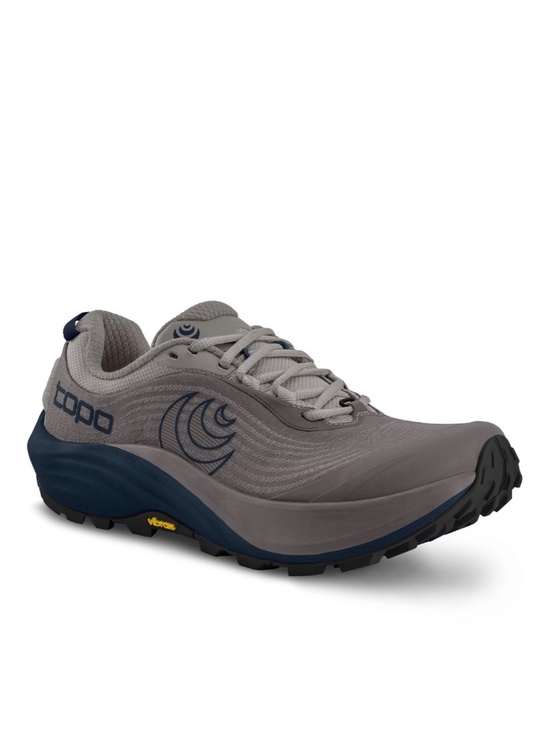 NEW Topo pursuit 3 men\'s size 10.5 trail running shoes (grey navy)